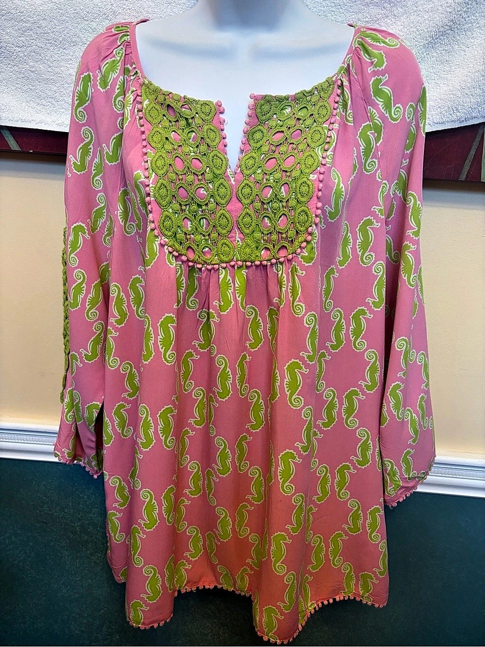 Crown & Ivy Seaside Seahorse Print Tunic Pink & Green XL NWT
